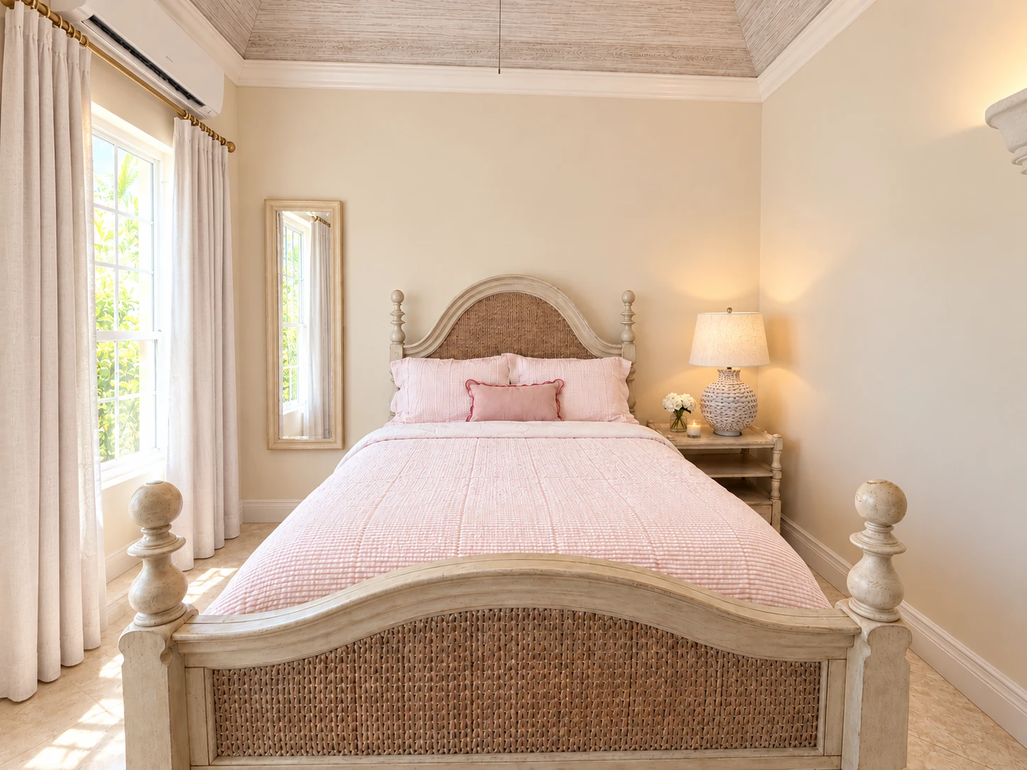 Garden Guest Suite